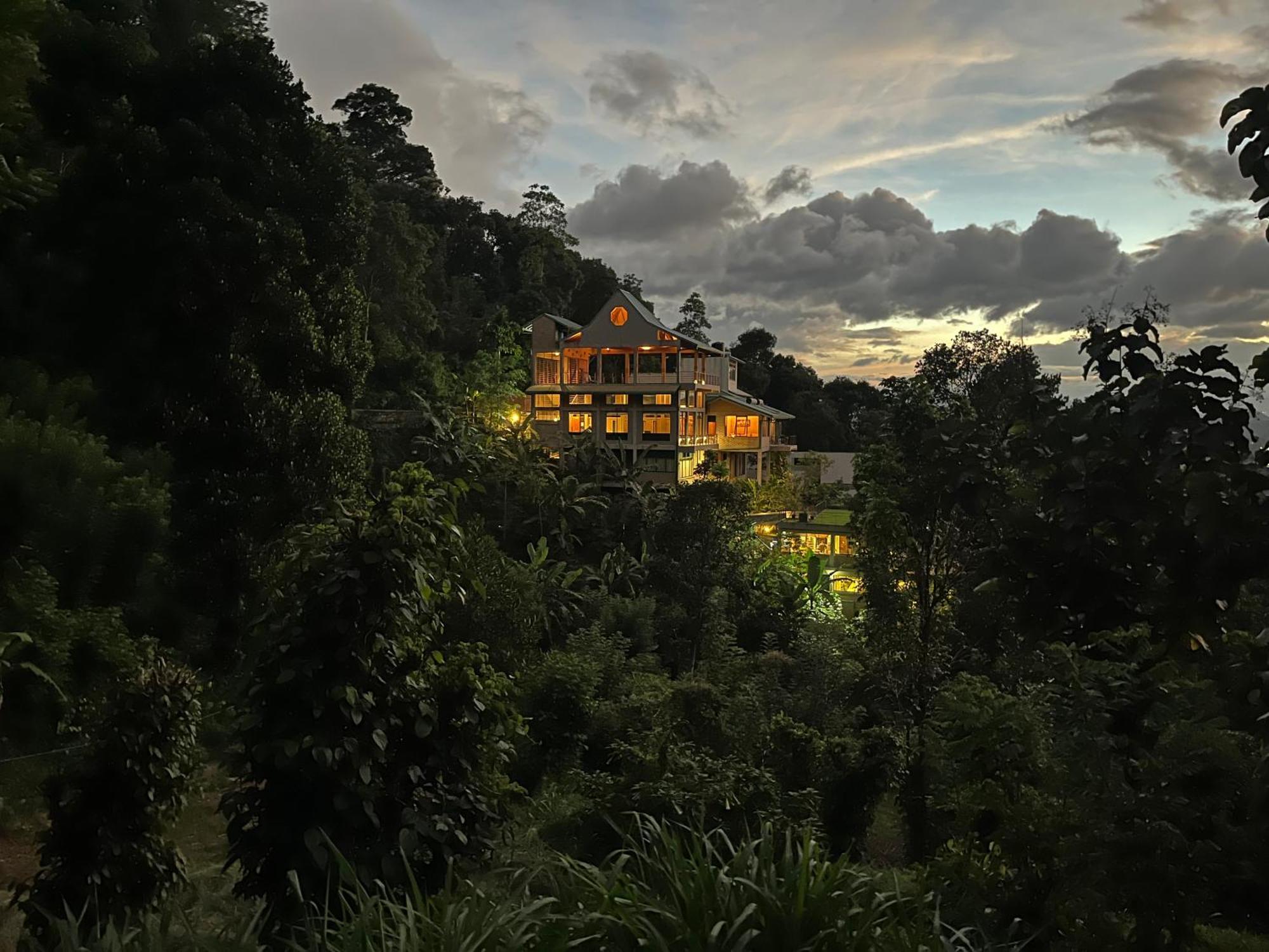 Sanatha Suwaya Villa Kandy Exterior foto